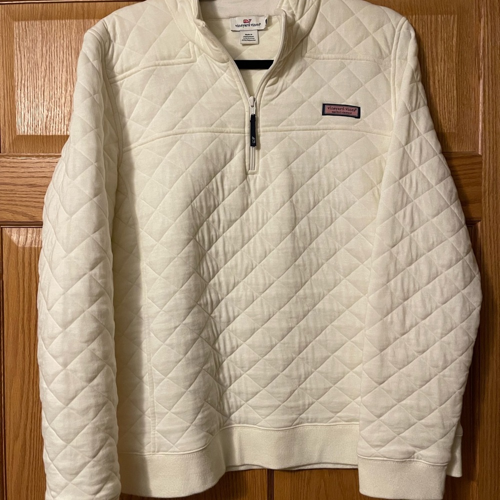 Vineyard Vines brand XL pull on sweatshirt